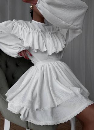 Женское короткое платье со съемной баской3 фото