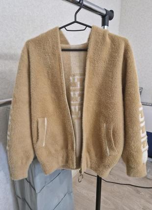 Пухнаста zip худи