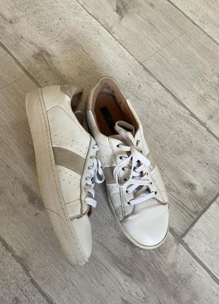 Белые легкие кожаные кроссовки кеды2 фото