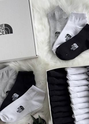 Чоловічі шкарпетки the north face короткі чорні / білі / сірі набір 30 штук