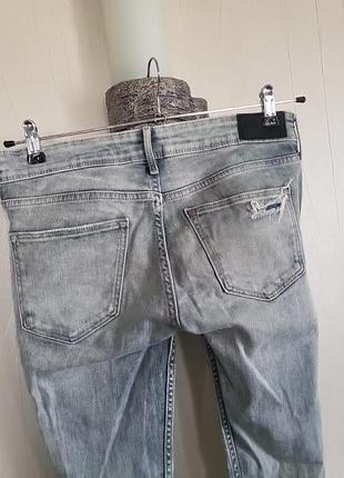 Рваные джинсы унисекс6 фото