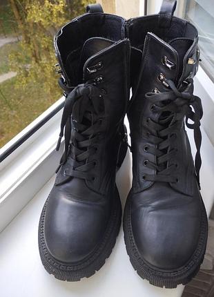 Кожаные сапожки