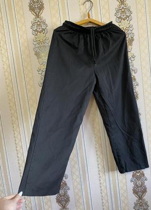 Стильные брюки, черные широкие брюки6 фото