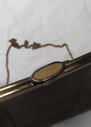 Винтажная кожаная сумочка с необычным фермуаром2 фото