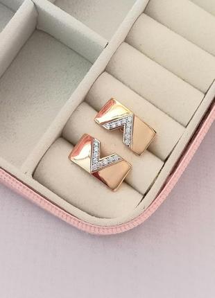 Массивные серьги взрослым медицинское золото