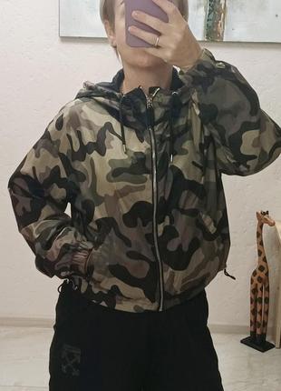 Ветровка бомбер куртка
bershka