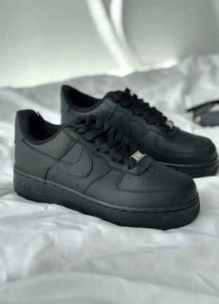 Жіночі кросівки nike air force black5 фото