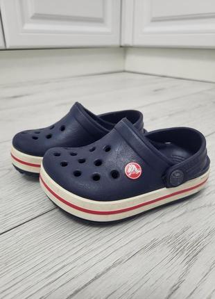 Шльопанці crocs