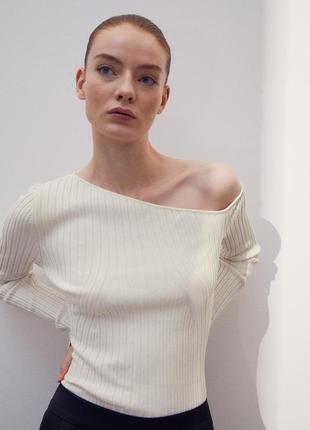 Новий лонгслів, джемпер на одне плече в рубчик h&m. нова колекція!