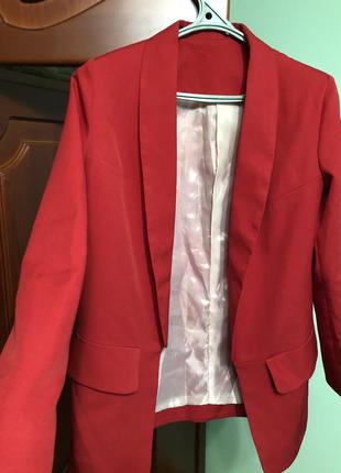 Красный пиджак3 фото