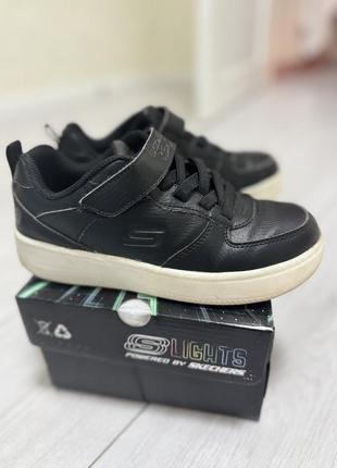Кросівки skechers 33,5 р.