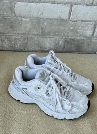 Кросівки adidas