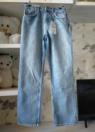 Джинси slim fit strait leg mid waist s розмір 36 або 26 zara