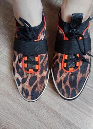 Кроссовки sports леопардовые 39р
