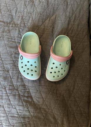 Crocs 25/26