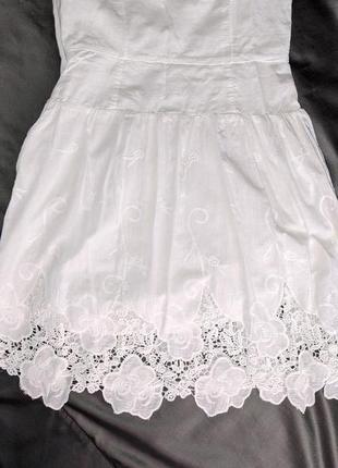 Шикарна біла бавовняна сукня з прояви, с-м7 фото