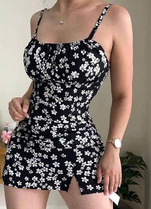 Милая цветочная женская летняя обтягивающая мини платье платья в цветочек с цветочным принтом🌺 черный, зеленый бирюзовый, красный, фиолетовый