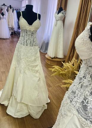 Розпродаж весільних суконь від 600грн.
