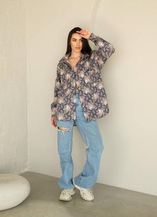 Жіноча якісна джинсова сорочка оверсайз в квіти4 фото