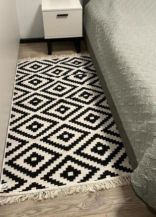 Чорно-білий турецький, двосторонній, безворсовий килим, розмір 60x9010 фото