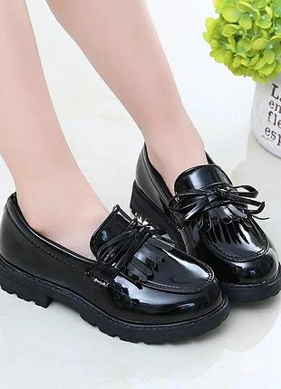 Туфли лакированные