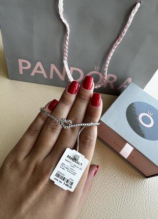 Серебряный браслет pandora сияющие сердечко