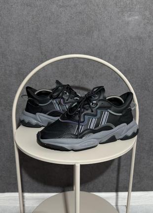 Женские черные кроссовки adidas ozweego 39p