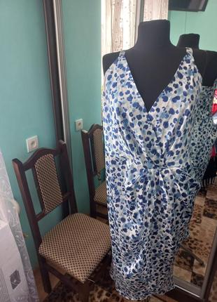 Платье 🥰🥰🥰