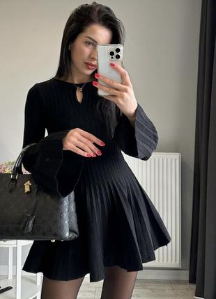 Платье трикотажное