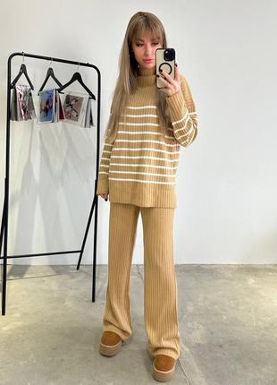 Костюм у смужку. кофта з розрізами. не колеться. два кольори. люкс якість