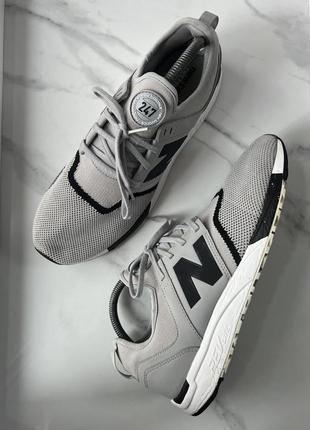 Grey 247 new balance best sale
