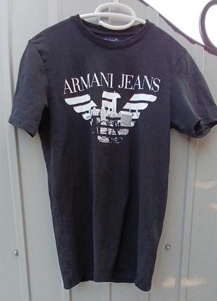 Женская футболка armani jeans.