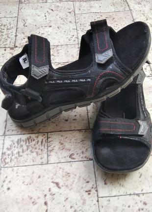 Сандалі чоловічі