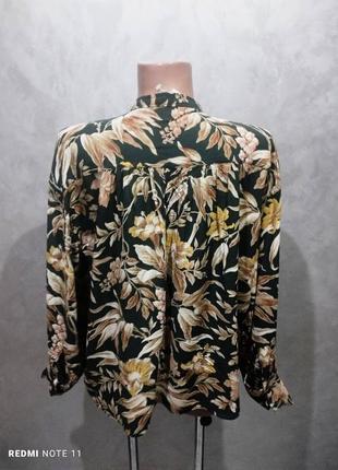 Ефектна віскозна блузка в принт відомого шведського бренду h&m.5 фото