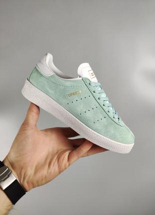 Кросівки adidas topanga