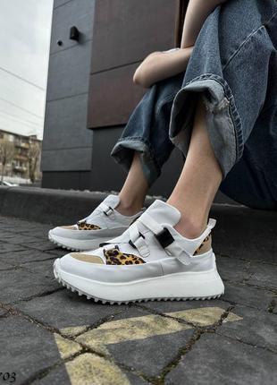Жіночі кросівки натуральна шкіра білий з лео принт4 фото