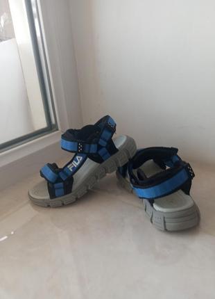 Босоніжки сандалі бренду fila  uk 11 eur 295 фото