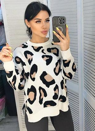 Светрик лео