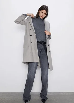 Актуальное шерстяное пальто zara