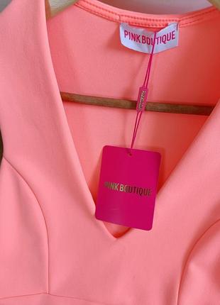 Неопреновое новое персиковое платье футляр от pink boutique, размер xs/s4 фото