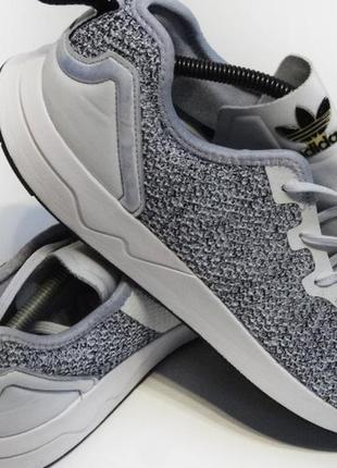 Кроссовки adidas 6