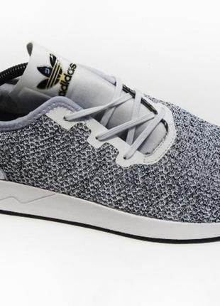 Кроссовки adidas 2