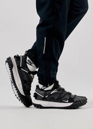👑мужские кроссовки nike acg mountain fly low black white найк / демисезонные, весенние, летние, осенние / текстиль / черные, белые