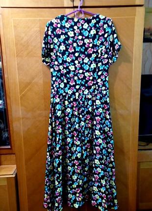 Новое 100% вискоза длинное платье - халат с цветочками в винтажном стиле от chic+aktuell на высокий рост2 фото