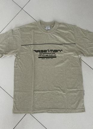 Чоловіча футболка нова