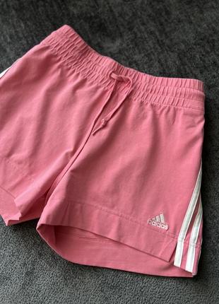 Рожеві спортивні шорти adidas1 фото