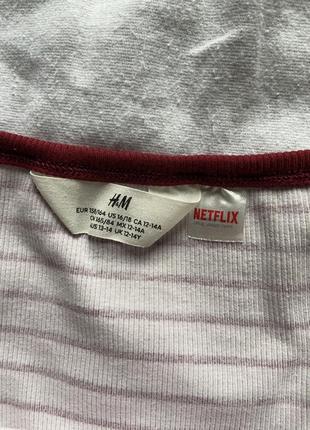 Топ в смужку h&m x netflix6 фото