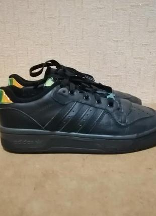 Кросiвки adidas rivalry low  на стопу 24-24,5 см1 фото