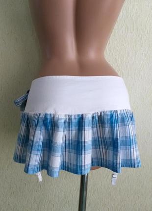 Необычная юбка с подтяжками для чулков. мини-юбка с кокеткой. юбочка клеш. эротический наряд. белый, голубой, синий. в клетку.7 фото