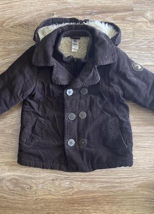 Класна, курточка, на хлопчика, 1,5 років-2 роки, вельветова, з утепленням, в середині, в темно коричневому кольорі, від бренду: baby club c&a 👌2 фото